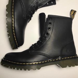 awley combat boot